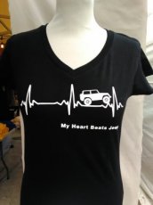 4XLargeBV T-shirt V-hals Heart Beat - Black